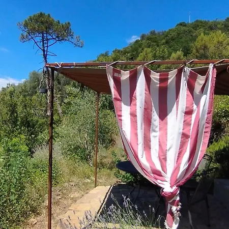 Prázdninový dům Tiny Casa Uccello